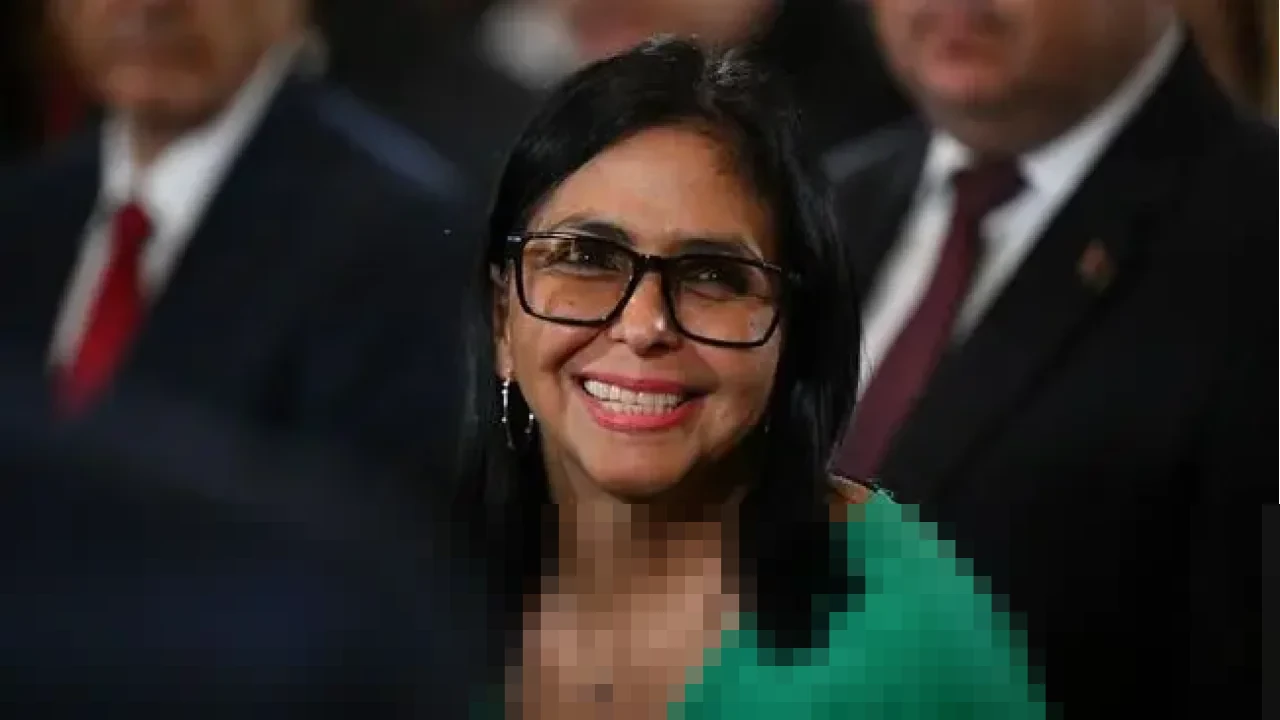Delcy Rodriguez Resmi Dilantik Presiden Venezuela Gantikan Maduro, Kecam Keras Penculikan oleh AS Delcy Rodriguez Resmi Dilantik Presiden Venezuela Gantikan Maduro, Kecam Keras Penculikan oleh AS