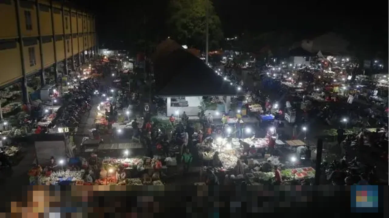 Denyut Tak Pernah Padam di Pasar Minggu: Kisah Ekonomi Rakyat Jakarta yang Berputar 24 Jam
