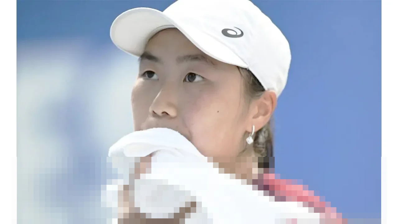 Derbi Merah Putih di Auckland: Janice Tjen Kalahkan Aldila Sutjiadi, Melangkah ke Semifinal Derbi Merah Putih di Auckland: Janice Tjen Kalahkan Aldila Sutjiadi, Melangkah ke Semifinal