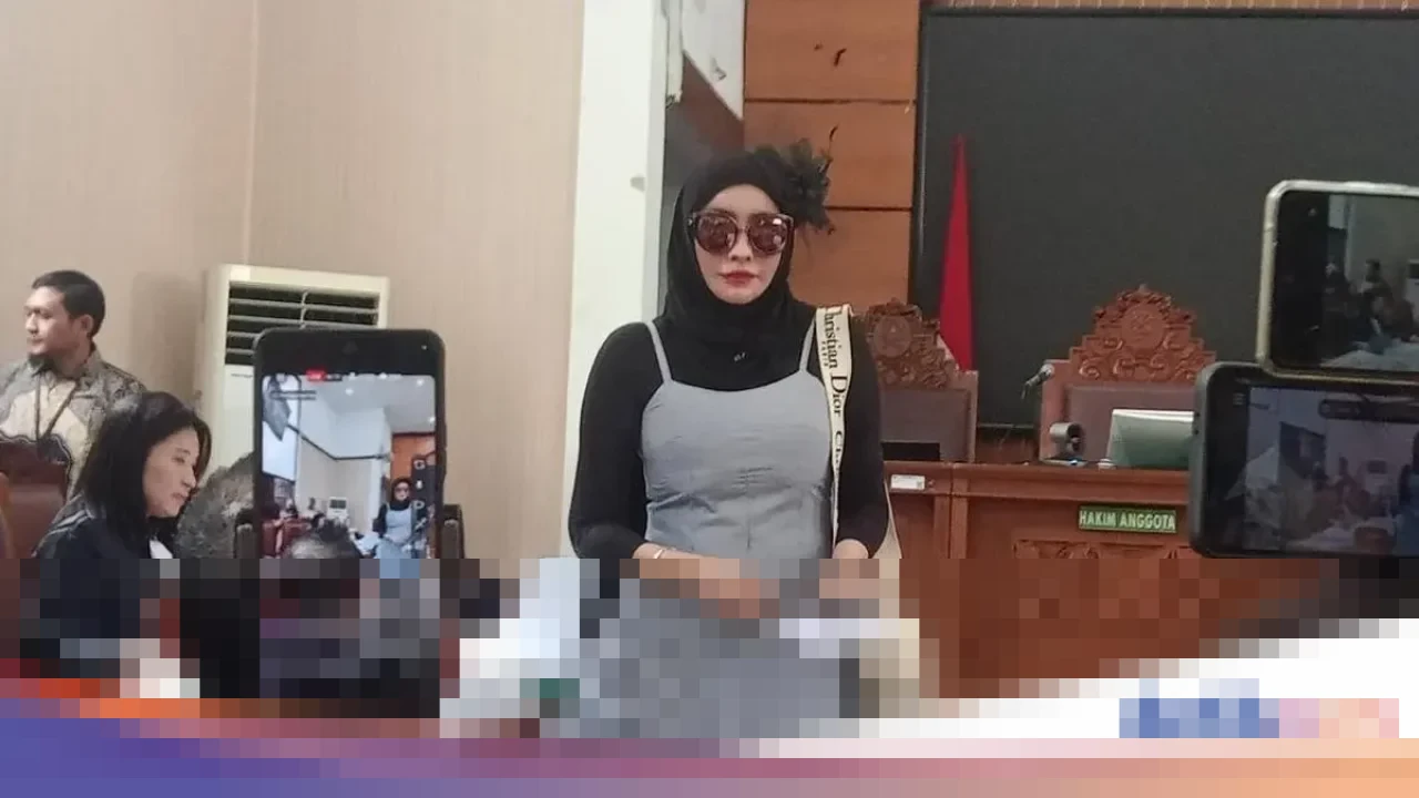 Doktif Ungkap Dugaan Pelanggaran di Klinik Athena, Picu Laporan Hukum Terhadap Richard Lee Doktif Ungkap Dugaan Pelanggaran di Klinik Athena, Picu Laporan Hukum Terhadap Richard Lee