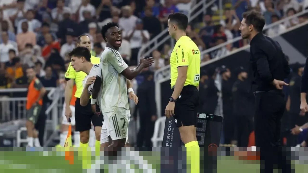 Drama di Semifinal Piala Super Spanyol: Vinicius Junior Bersitegang dengan Simeone, Ditenangkan Alonso