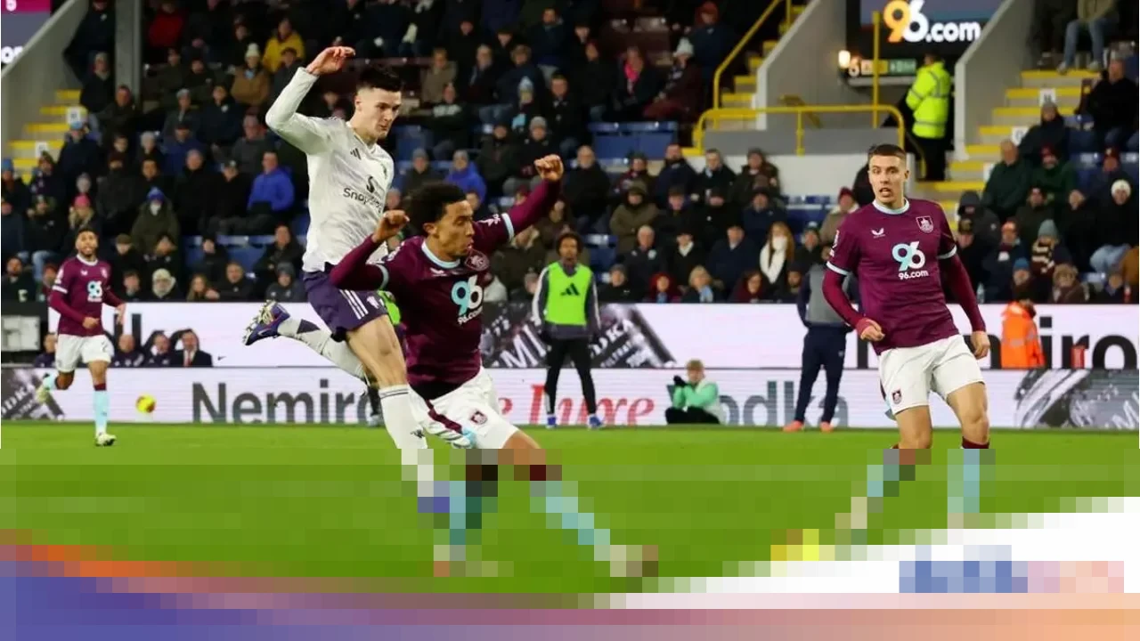 Drama Empat Gol di Turf Moor: Manchester United Ditahan Imbang Burnley 2-2 Pasca Pemecatan Amorim Drama Empat Gol di Turf Moor: Manchester United Ditahan Imbang Burnley 2-2 Pasca Pemecatan Amorim