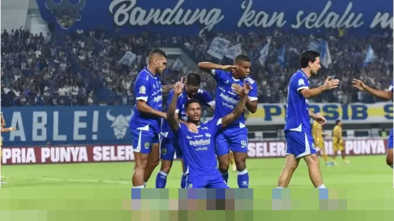 Duel Klasik Persib vs Persija di Super League 2025/2026: Perebutan Puncak Klasemen Kian Panas
