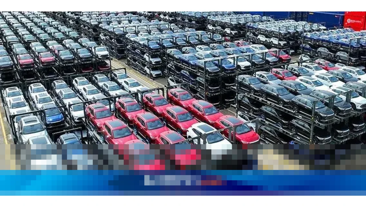 Elon Musk: “Produk Mereka Belum Istimewa,” Kini BYD Salip Tesla di Pasar EV Global 2025