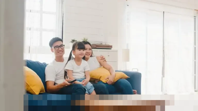 Film Komedi Indonesia Pilihan Keluarga: Ngeri-Ngeri Sedap dan Gara-Gara Warisan Bikin Ngakak Film Komedi Indonesia Pilihan Keluarga: Ngeri-Ngeri Sedap dan Gara-Gara Warisan Bikin Ngakak