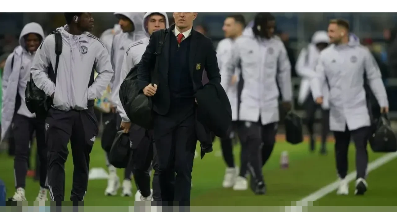 Fletcher: ‘Kami Menginginkan Pergerakan’, Filosofi Menyerang Manchester United Mulai Terlihat Fletcher: ‘Kami Menginginkan Pergerakan’, Filosofi Menyerang Manchester United Mulai Terlihat