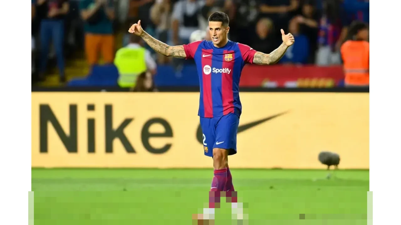 Flick: “Cancelo Beri Opsi Bagus,” Barcelona Siap Tampung Bek Al Hilal