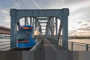 Flyover Pesing Berlubang Parah, Banyak Mobil Pecah Ban di Jakarta Barat: Polisi Konfirmasi Kerusakan