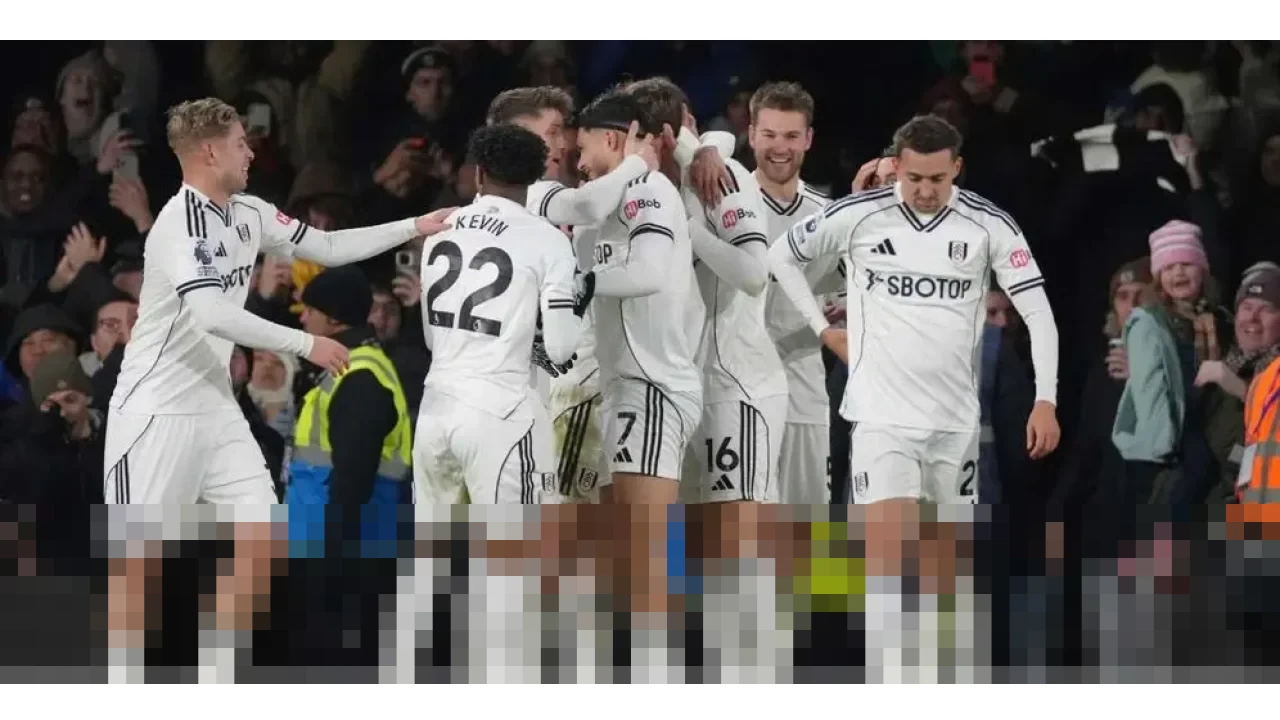 Fulham Taklukkan Chelsea 2-1 di Craven Cottage, The Blues Bermain dengan 10 Pemain Sejak Babak Pertama Fulham Taklukkan Chelsea 2-1 di Craven Cottage, The Blues Bermain dengan 10 Pemain Sejak Babak Pertama