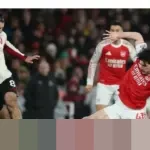 Gary Neville: “Benar-benar Memalukan,” Soroti Aksi Martinelli pada Bradley di Laga Arsenal vs Liverpool