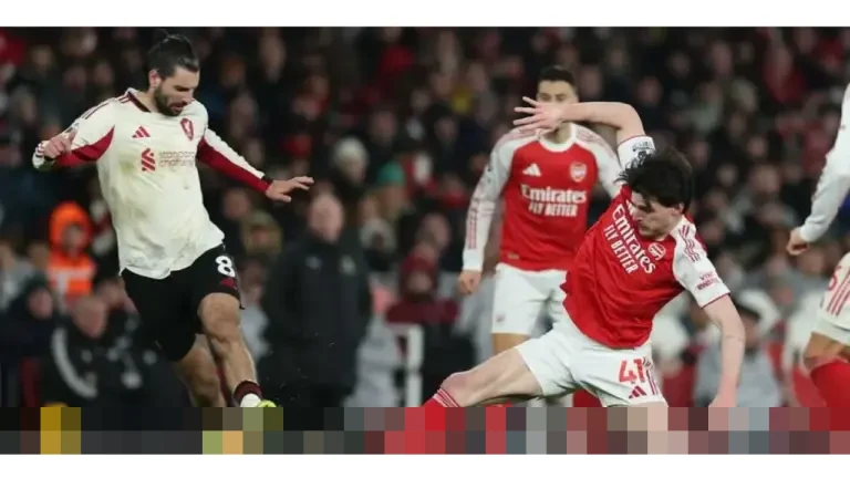 Gary Neville: “Benar-benar Memalukan,” Soroti Aksi Martinelli pada Bradley di Laga Arsenal vs Liverpool Gary Neville: “Benar-benar Memalukan,” Soroti Aksi Martinelli pada Bradley di Laga Arsenal vs Liverpool