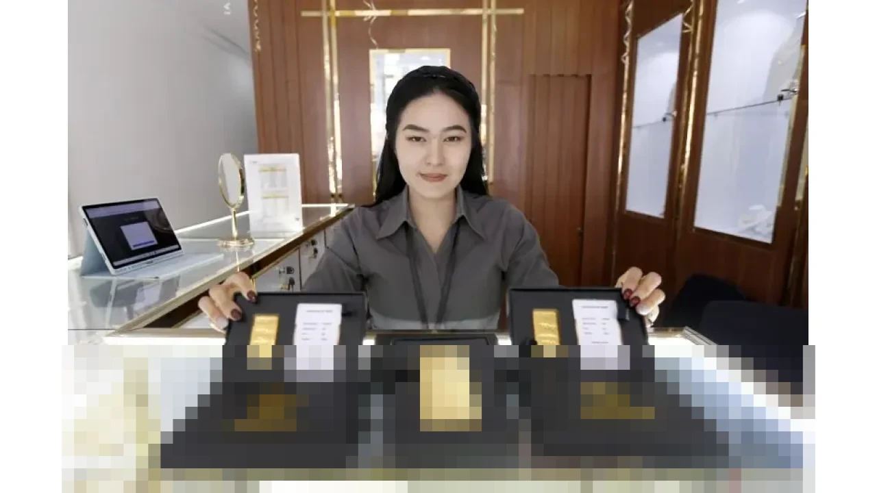 Harga Emas UBS dan Galeri24 di Pegadaian Melonjak pada Hari Pertama Tahun Baru 2026 Harga Emas UBS dan Galeri24 di Pegadaian Melonjak pada Hari Pertama Tahun Baru 2026