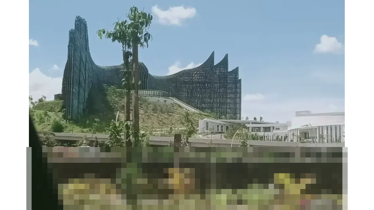 Harmoni Pembangunan dan Lingkungan: Otorita IKN Wujudkan Kota Berkelanjutan di Tengah Rimba Kalimantan Harmoni Pembangunan dan Lingkungan: Otorita IKN Wujudkan Kota Berkelanjutan di Tengah Rimba Kalimantan