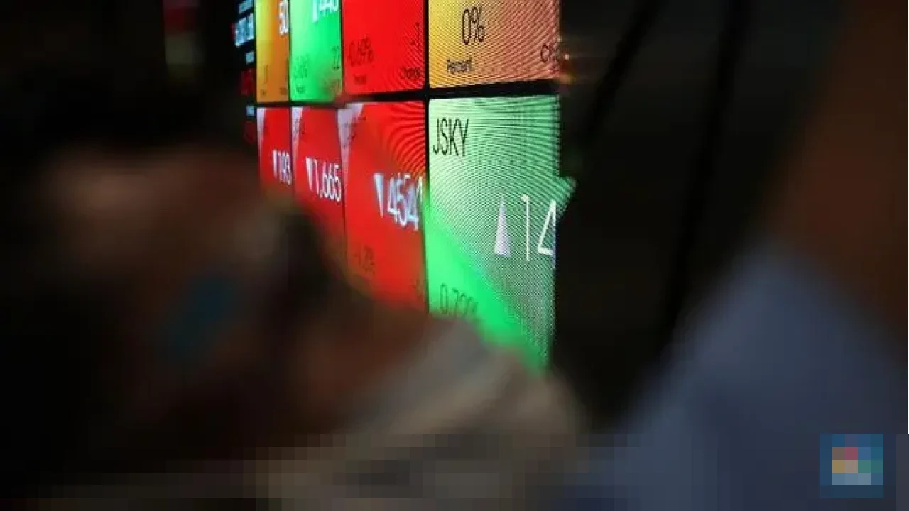IHSG Cetak Sejarah Sentuh 9.000, Ditutup Melemah Tipis di Tengah Optimisme Pasar IHSG Cetak Sejarah Sentuh 9.000, Ditutup Melemah Tipis di Tengah Optimisme Pasar