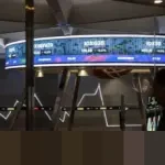 IHSG Dibuka Menguat 0,49 Persen, Analis Peringatkan Potensi Koreksi Jelang Akhir Pekan