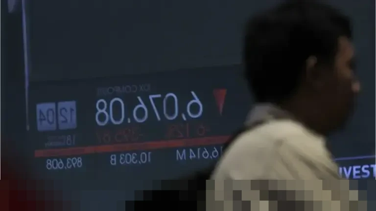 IHSG Terkoreksi 0,22%, Investor Asing Tetap Gencar Akumulasi Saham Rp950 Miliar IHSG Terkoreksi 0,22%, Investor Asing Tetap Gencar Akumulasi Saham Rp950 Miliar