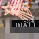 Indeks Saham Utama AS Kompak Melemah di Awal 2026, S&P 500 dan Nasdaq Catat Kerugian Mingguan