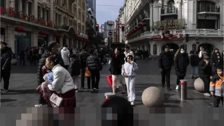 Inflasi China Menguat ke Level Tertinggi Sejak 2023, Namun Bayang-bayang Deflasi Masih Menghantui Ekonomi