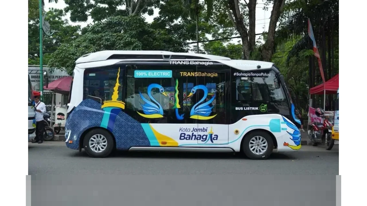 INSTRAN Desak Pemerintah Prioritaskan Subsidi Bus Listrik untuk Angkutan Massal Berkelanjutan