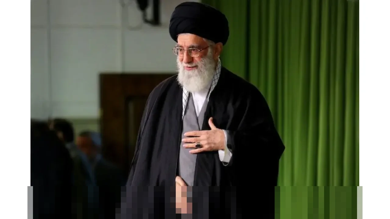 Iran Blokir Internet Total di Tengah Bentrokan, Khamenei Tolak Mundur dan Tuduh AS