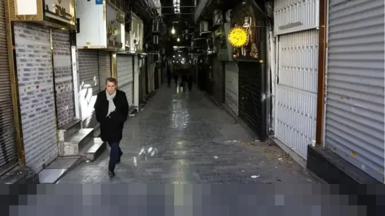 Iran Dilanda Pemadaman Internet Nasional di Tengah Gelombang Protes Ekonomi yang Meluas