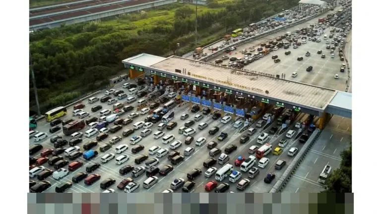 Jasa Marga Ungkap 5,8 Juta Kendaraan Keluar-Masuk Jabotabek Selama Nataru 2025/2026, Naik 9,8 Persen Jasa Marga Ungkap 5,8 Juta Kendaraan Keluar-Masuk Jabotabek Selama Nataru 2025/2026, Naik 9,8 Persen