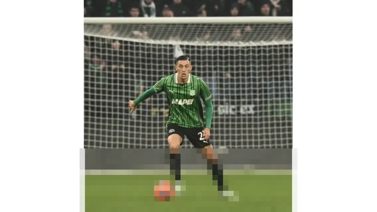 Jay Idzes Starter, Sassuolo Ditahan Imbang Parma 1-1 di Derby Emilia Serie A