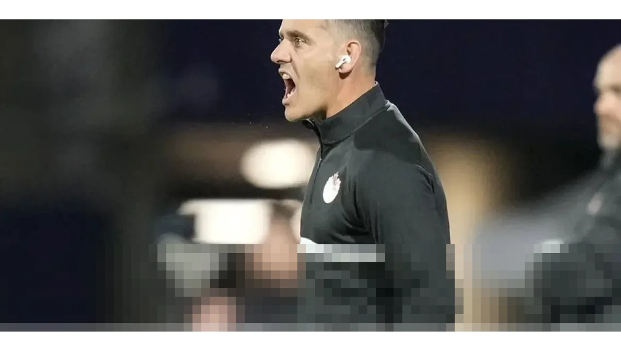 John Herdman Resmi Latih Timnas Indonesia, PSSI Ungkap Rekam Jejak Gemilang di Piala Dunia John Herdman Resmi Latih Timnas Indonesia, PSSI Ungkap Rekam Jejak Gemilang di Piala Dunia