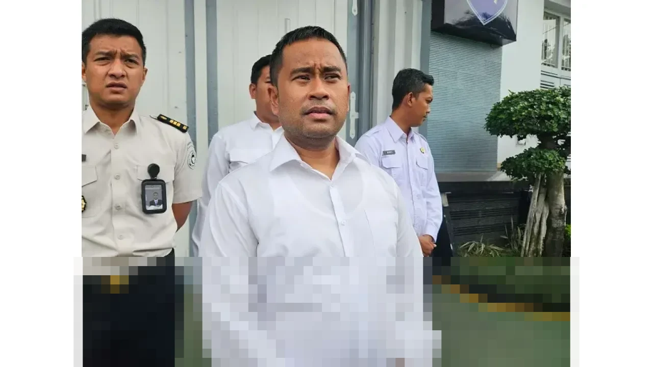 Jonathan Frizzy Dapatkan Cuti Bersyarat dari Lapas Tangerang, Wajib Lapor Bapas Hingga Maret 2026 Jonathan Frizzy Dapatkan Cuti Bersyarat dari Lapas Tangerang, Wajib Lapor Bapas Hingga Maret 2026