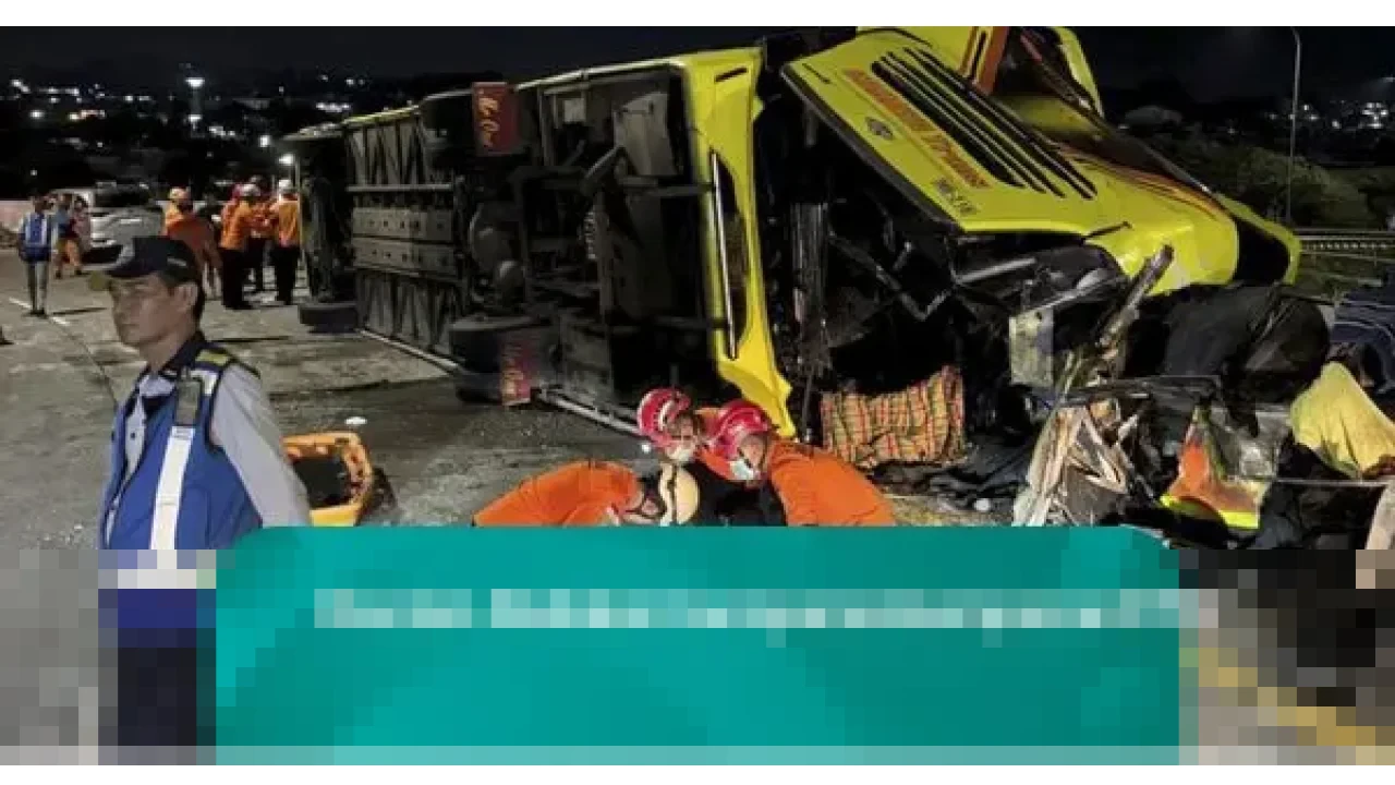 Jusri Pulubuhu: “Pemerintah Harus Remedial Kelola Angkutan Darat Pasca Kecelakaan Maut Nataru” Jusri Pulubuhu: “Pemerintah Harus Remedial Kelola Angkutan Darat Pasca Kecelakaan Maut Nataru”