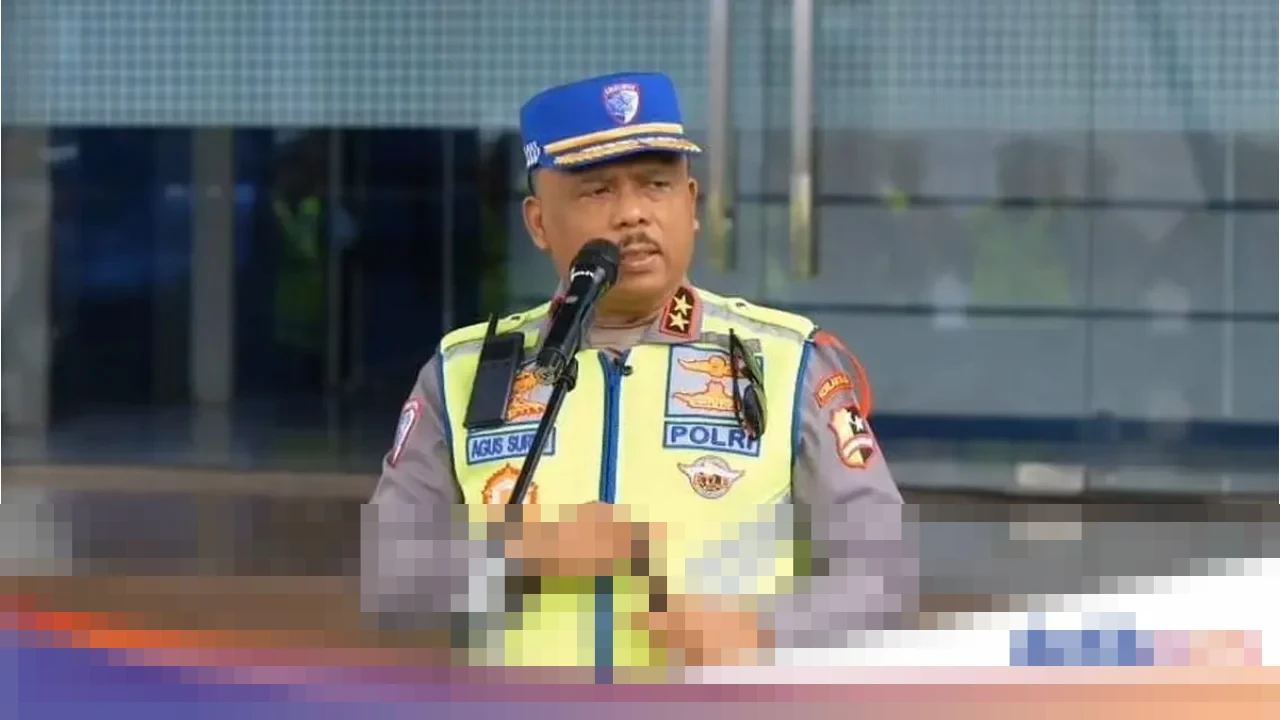 Kakorlantas: “Mobilitas Masyarakat Lancar Meski Kendaraan Keluar Jakarta Naik 11%” Kakorlantas: “Mobilitas Masyarakat Lancar Meski Kendaraan Keluar Jakarta Naik 11%”