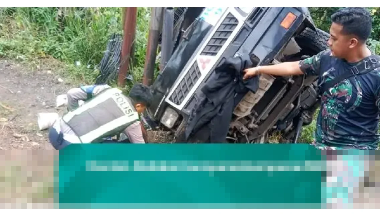 Kecelakaan Maut di Jonggol: Ekskavator Terlepas dari Truk, Tabrak Enam Kendaraan dan Lukai Lima Orang