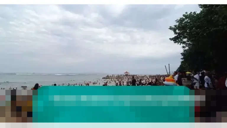 Keceriaan Libur Tahun Baru 2026 di Pantai Sanur: Ribuan Wisatawan Padati Pesisir Bali