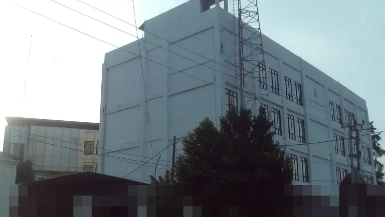 Kejati Sulsel Tangkap Pria Ngaku Jaksa di Makassar, Peras Korban Ratusan Juta Rupiah dengan Janji Urus Perkara dan CPNS Kejati Sulsel Tangkap Pria Ngaku Jaksa di Makassar, Peras Korban Ratusan Juta Rupiah dengan Janji Urus Perkara dan CPNS