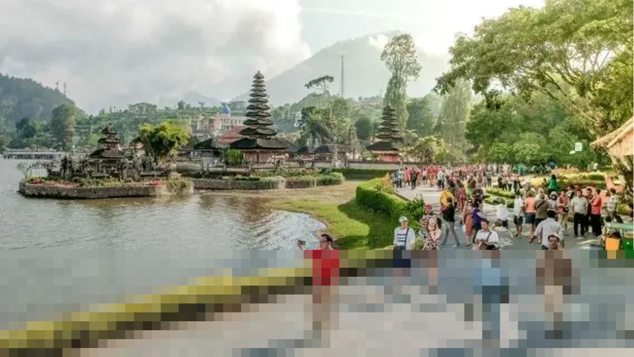 Kemacetan dan Vila Ilegal Gerus Daya Saing Pariwisata Bali, Turis Asing Frustrasi Kemacetan dan Vila Ilegal Gerus Daya Saing Pariwisata Bali, Turis Asing Frustrasi