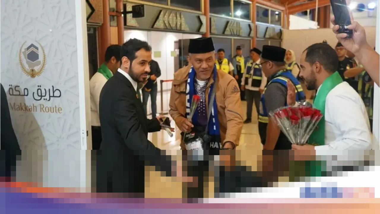 KemenImipas Luncurkan All Indonesia dan Makkah Route, Investasi Golden Visa Melonjak Rp48 Triliun di 2025 KemenImipas Luncurkan All Indonesia dan Makkah Route, Investasi Golden Visa Melonjak Rp48 Triliun di 2025
