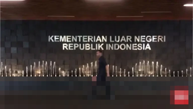 Kemenlu RI Pantau Ketat Situasi Venezuela, Pastikan Seluruh WNI Tetap Aman di Tengah Serangan AS Kemenlu RI Pantau Ketat Situasi Venezuela, Pastikan Seluruh WNI Tetap Aman di Tengah Serangan AS