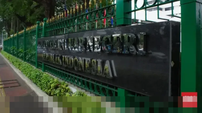 Kemlu RI Tanggapi Kritik Keras Sikap Venezuela, Trump Peringatkan NATO Tanpa Kehadiran AS Kemlu RI Tanggapi Kritik Keras Sikap Venezuela, Trump Peringatkan NATO Tanpa Kehadiran AS