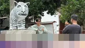 Kepala Desa Balongjeruk: “Pedagang Melonjak Drastis, Patung Macan Putih Kediri Bawa Berkah Ekonomi”