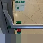 Kepanikan di Balik Kemudi: Mengapa Pecah Ban Depan Lebih Mematikan di Jalan Tol?