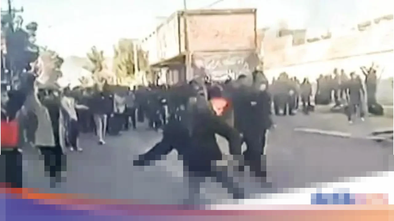 Kericuhan di Iran Tewaskan 6 Orang, Donald Trump Ancam ‘Siap Bertindak’ Kericuhan di Iran Tewaskan 6 Orang, Donald Trump Ancam ‘Siap Bertindak’