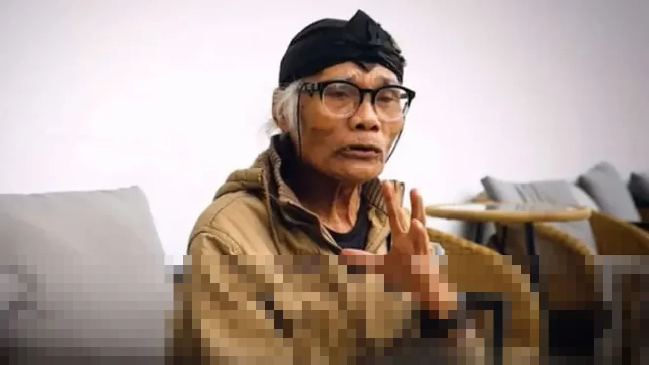 Kesehatan Aktor Senior Diding Boneng Menurun Pasca-Rumah Ambruk, Asma Kambuh Akibat Debu Renovasi Kesehatan Aktor Senior Diding Boneng Menurun Pasca-Rumah Ambruk, Asma Kambuh Akibat Debu Renovasi