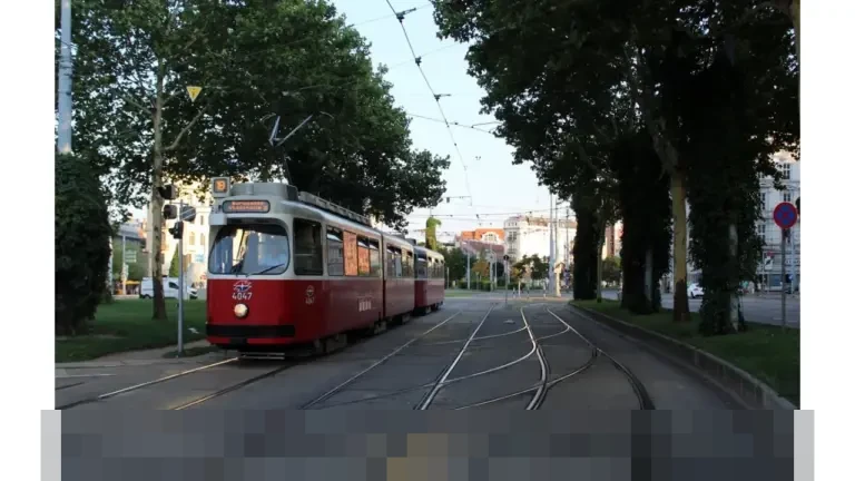 Ketika Rasa Kurang Menghantui: Ratusan Kata Bijak Ini Tawarkan Penguatan Diri dan Harapan Baru Ketika Rasa Kurang Menghantui: Ratusan Kata Bijak Ini Tawarkan Penguatan Diri dan Harapan Baru