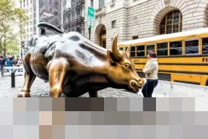 Kinerja DFSV ETF Ungguli Indeks Russell 2000 Value, Potensi Melesat di Tengah Perlambatan Suku Bunga