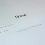 Komdigi Ancam Blokir Grok AI dan X, Samsung Siapkan Peluncuran HP Terlaris Lebih Awal