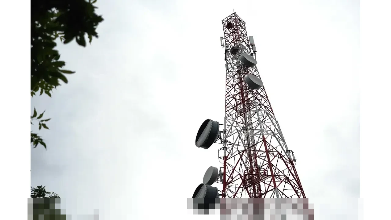 Komdigi Targetkan Cakupan 4G Capai 97,50% pada 2026, Dorong Peningkatan Kualitas dan Keterjangkauan Internet Nasional