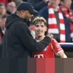 Kompany Acuhkan Komentar Kontroversial Lennart Karl, Fokus pada Performa Lapangan