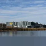 Konstitusi dan HAM: Fondasi Perlindungan Hak Asasi Manusia di Indonesia dan Peran Krusialnya