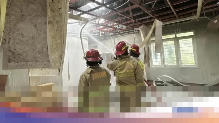 Korsleting Listrik Picu Kebakaran Vila di Puncak Bogor, Petugas Damkar Berhasil Kuasai Api