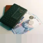 Rupiah Melemah 2026, BBCA Catatkan Kurs Dollar Kompetitif Dibanding Bank-Himbara Lain